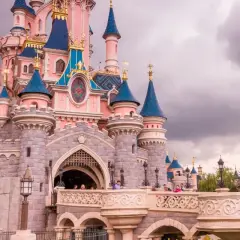 Disneyland Paris: attrazioni imperdibili e trucchi salva-coda