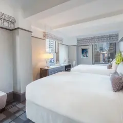Park Central Hotel New York: conviene? Pro, contro e costi nascosti.