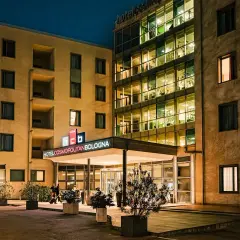 Trova l'Hotel Ideale a Bologna Centro: Parcheggio e ZTL Senza Stress