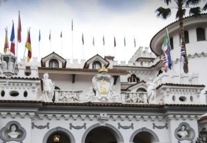 Grand Hotel La Sonrisa: il Castello delle Cerimonie tra confisca e futuro
