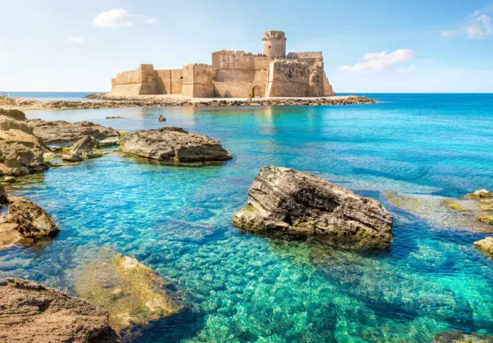 Spiagge Italia: Trova la tua vacanza al mare perfetta con la guida