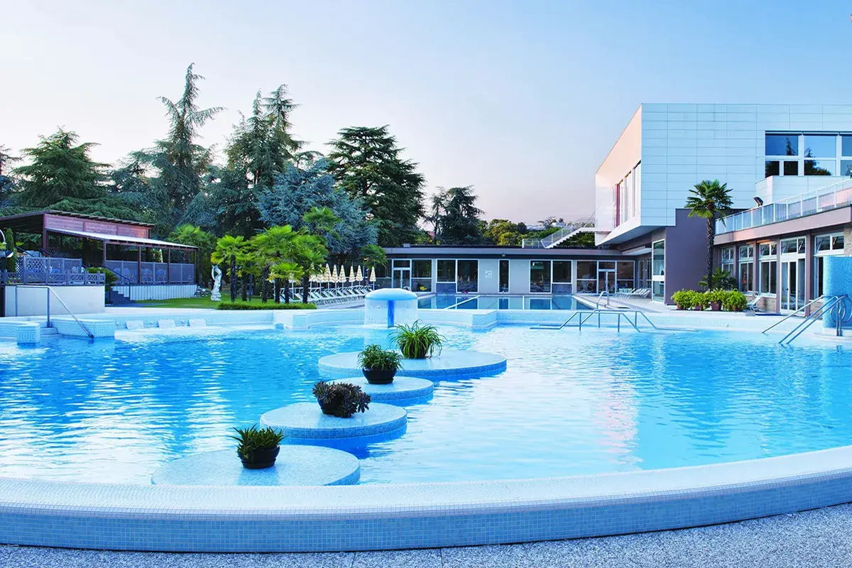 Hotel Continental Montegrotto: la guida completa al vostro benessere