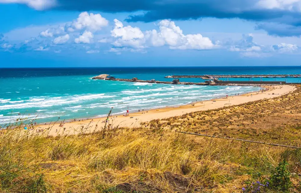 Zdjęcie Abruzzo: scegli la tua spiaggia ideale. Guida completa alla costa