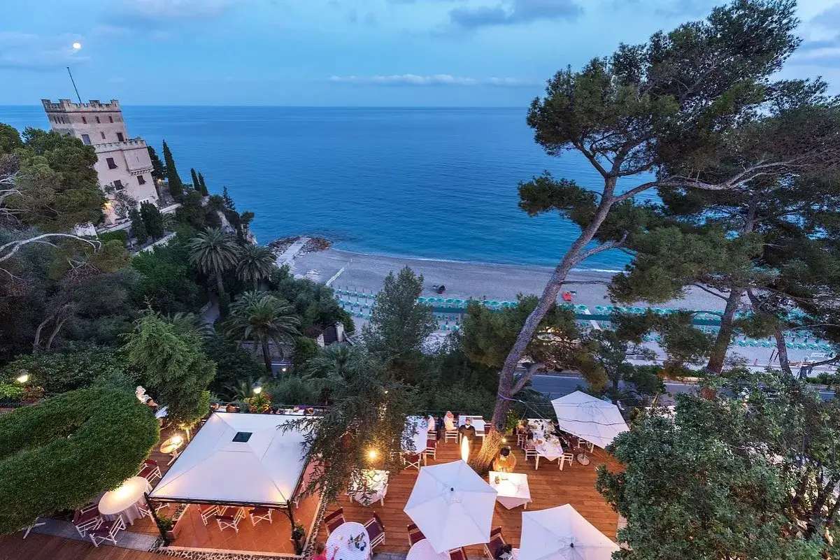 Zdjęcie Hotel a Finale Ligure: Trova l'ideale tra mare, borghi e sport