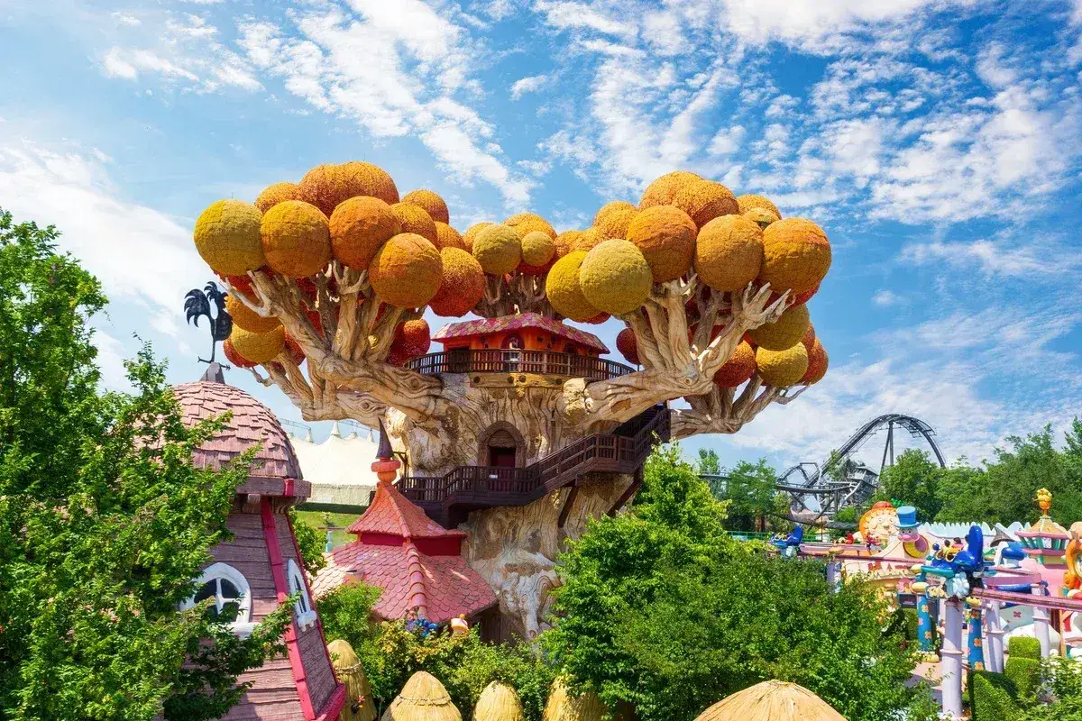 Zdjęcie Attrazioni Gardaland: la guida definitiva per ogni età e brivido